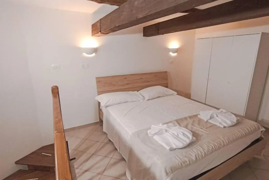 Come A Casa By Dimorra Appartement Napels 0*,  Italië